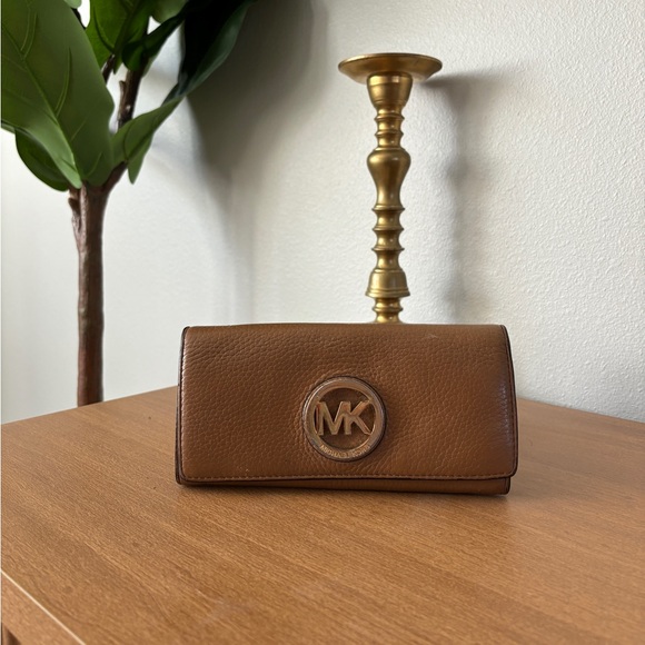 MK Tan Leather Wallet - Picture 1 of 2